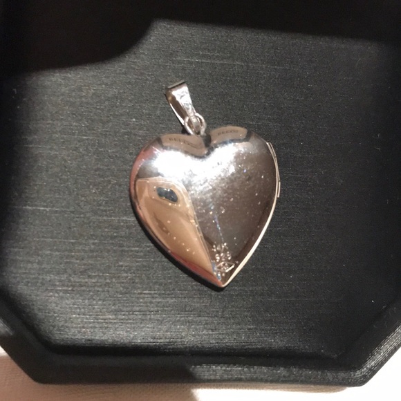 Reeds Jewelers sterling 14k gold heart locket NIB - Picture 3 of 6